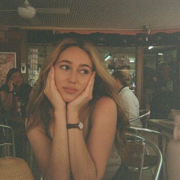 Alycia Debnam Carey