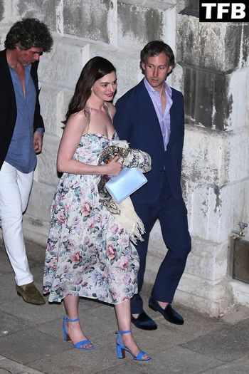 Anne Hathaway
