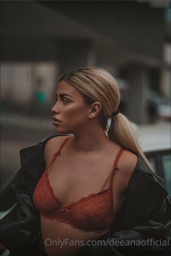 Deeanaofficial