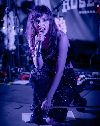Lauren Mayberry
