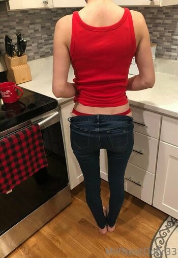 momnextdoor33