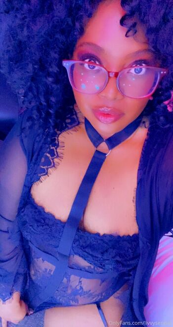 ohlivvynoir