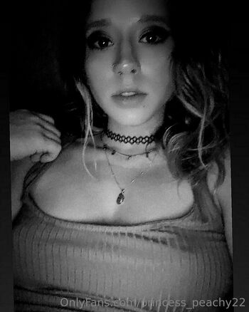 princess_peachy22