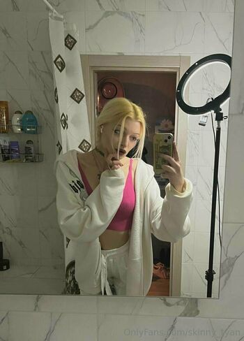 skinny_tyan