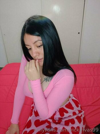 vickirivas99