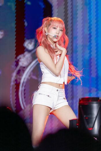 WomenK-pop