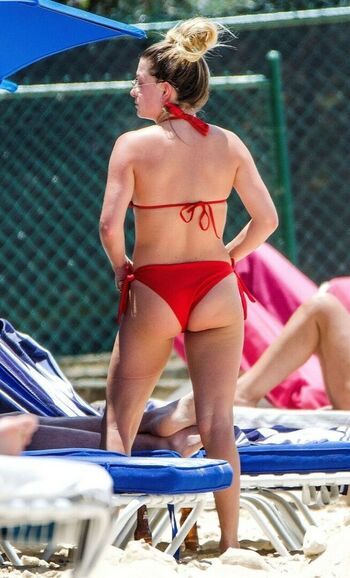 Zara Holland